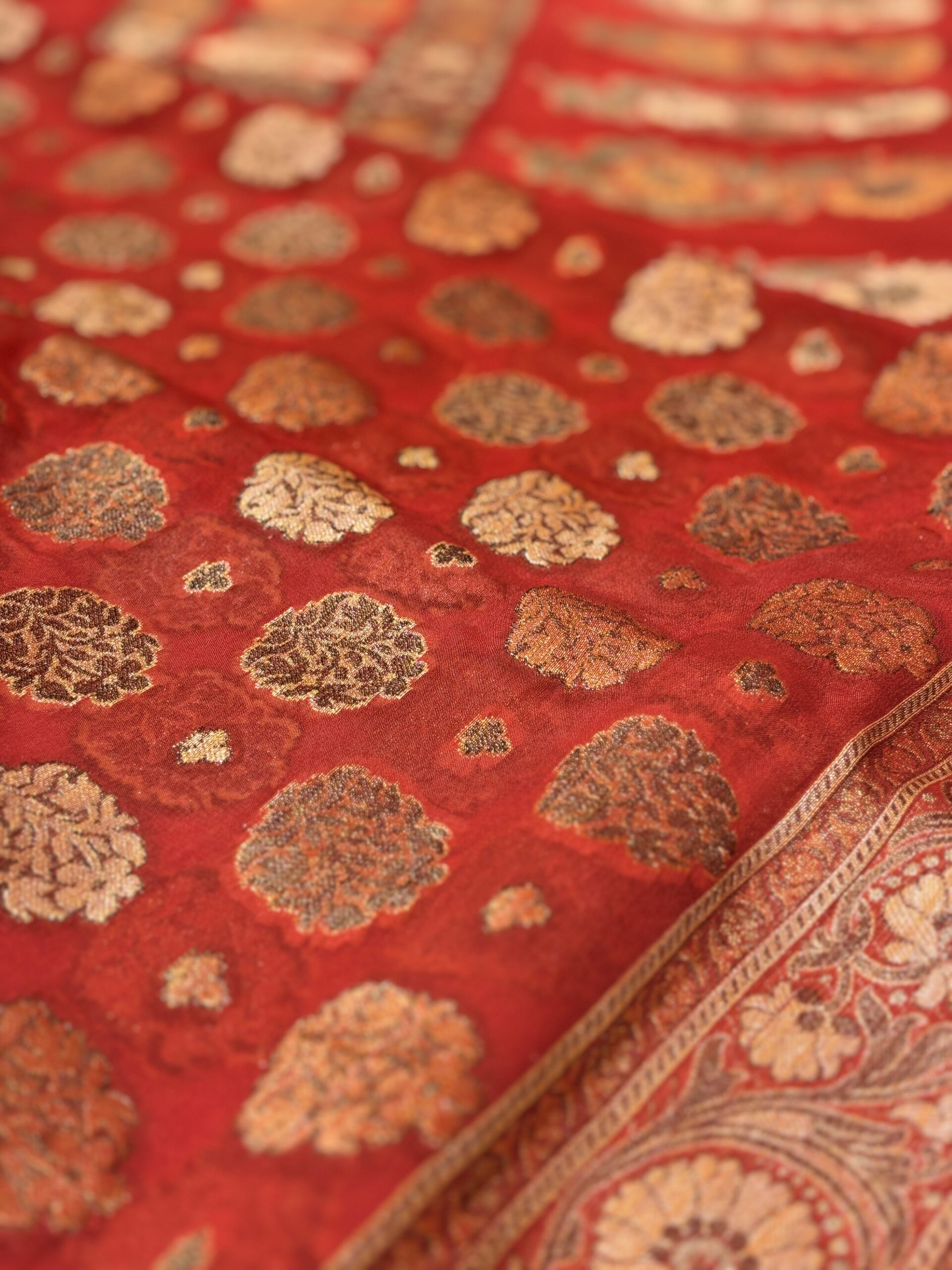 Pure Silk Chiffon Banarasi Saree - Image 2