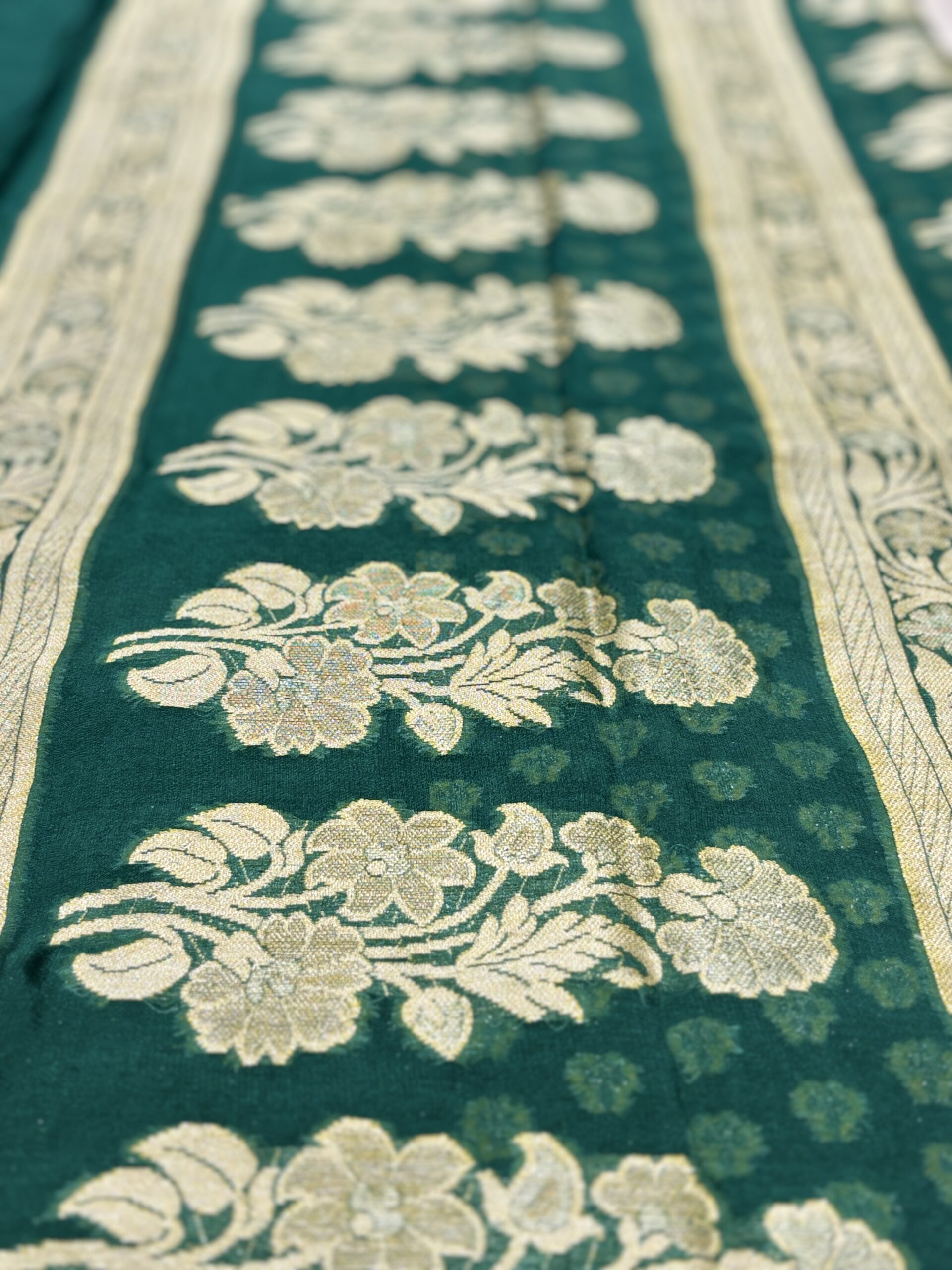 Pure Silk Chiffon Handloom Saree - Image 3