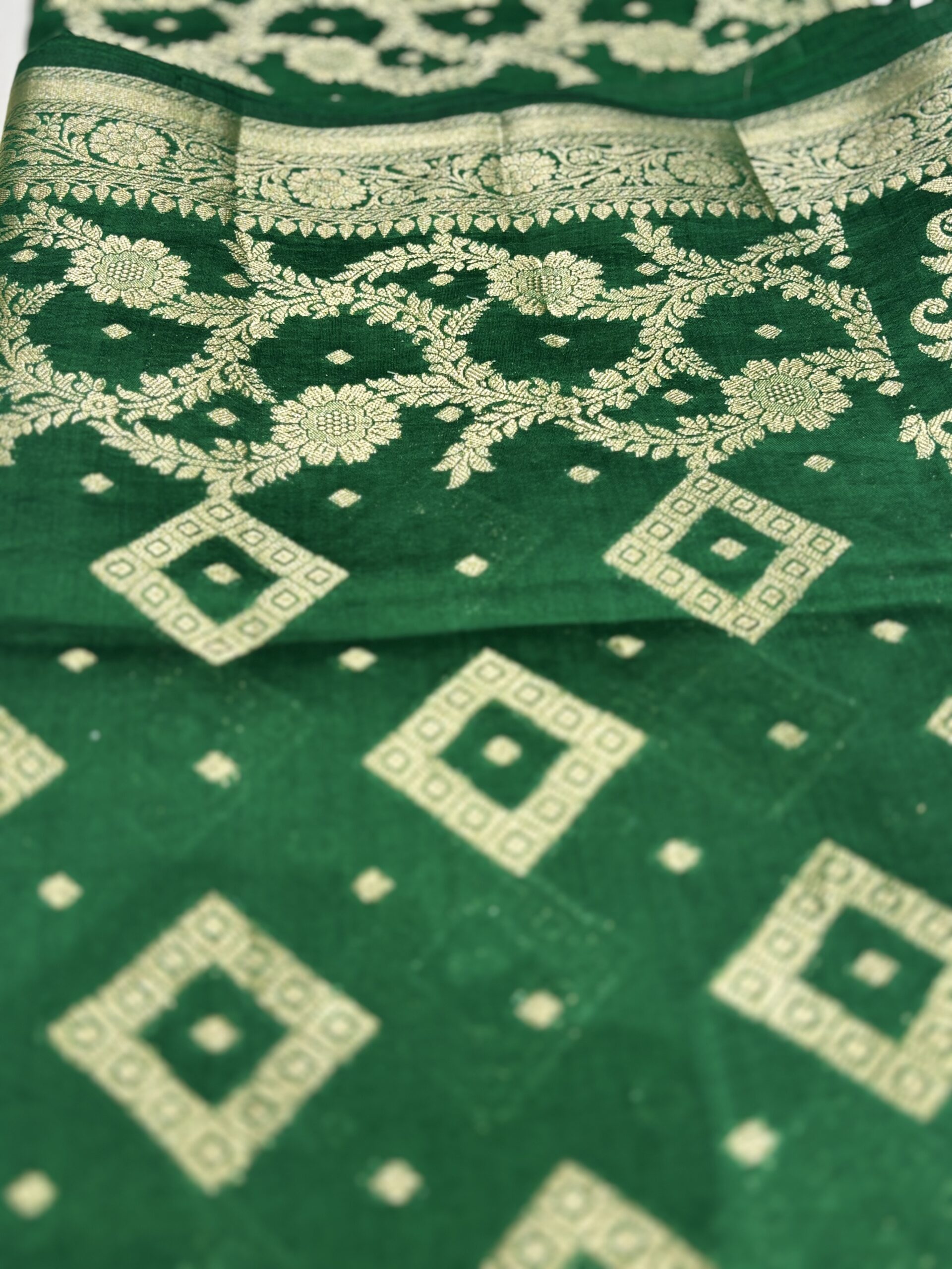Pure Spun Silk Saree - Green - Image 5