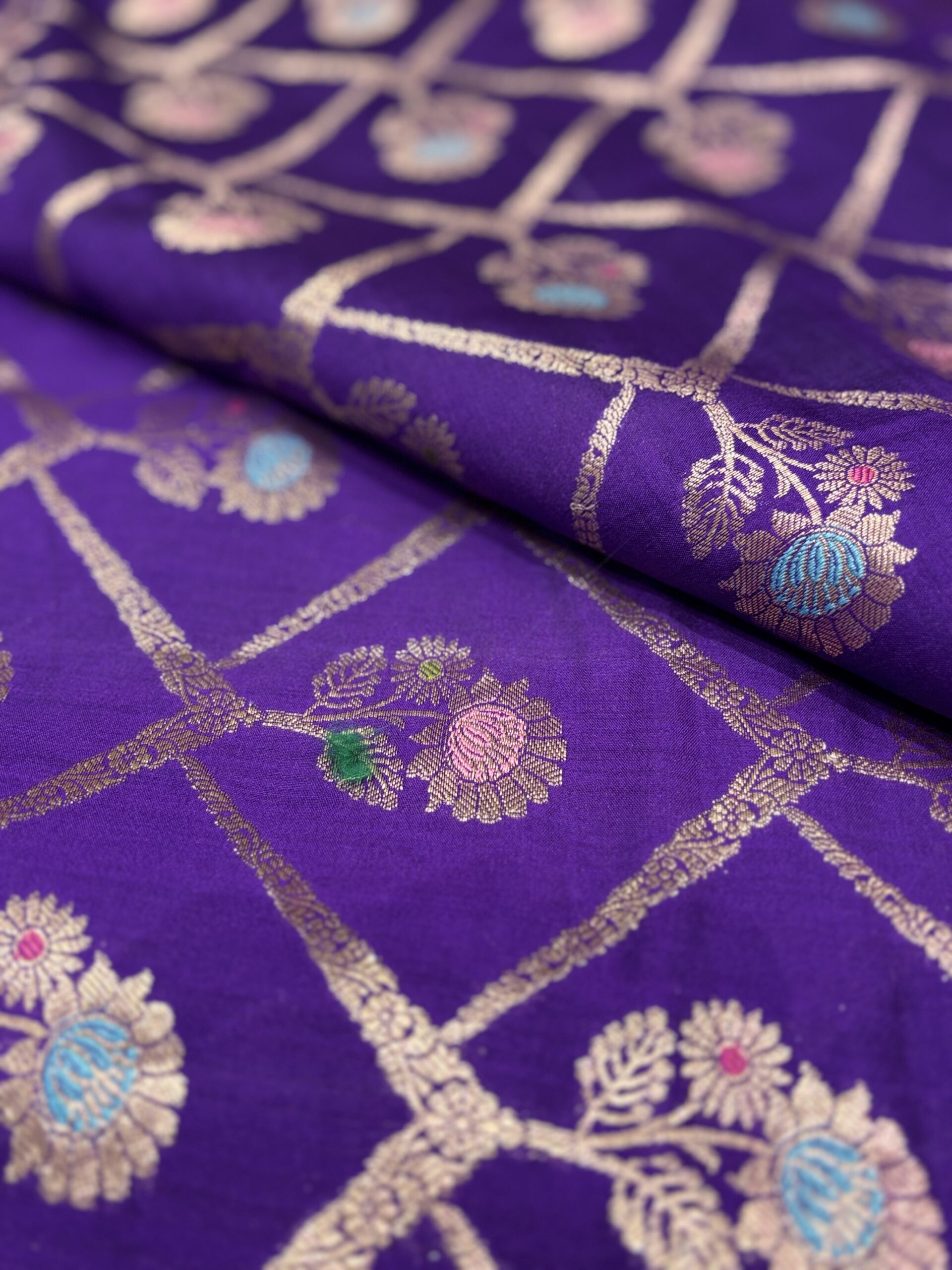 Pure Spun Silk Banarasi Saree - Purple - Image 5